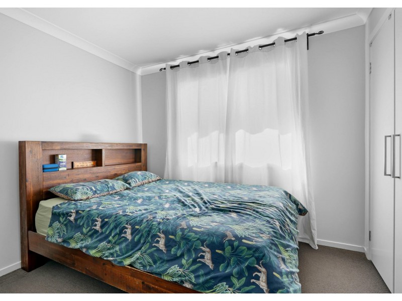 14 Cradle Avenue, Minto NSW 2566