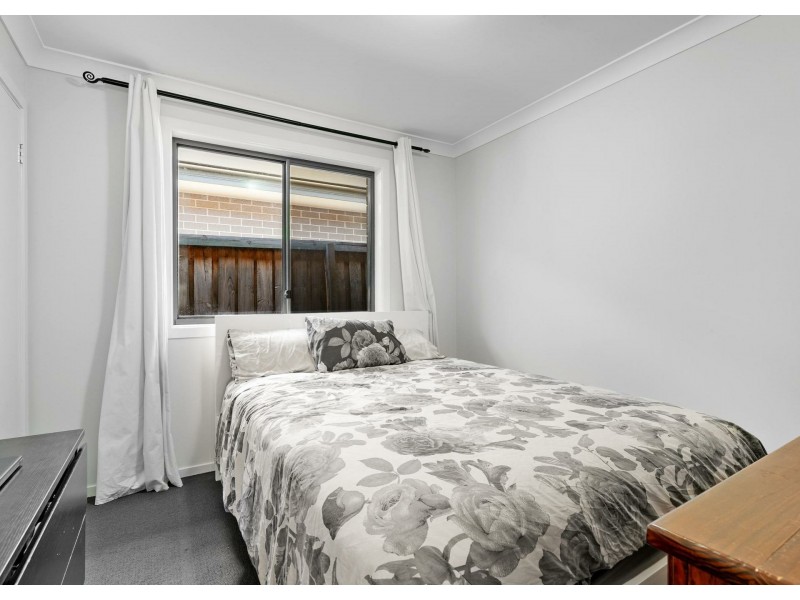 14 Cradle Avenue, Minto NSW 2566