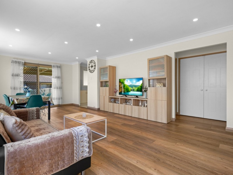 7 Smart Close, Minto NSW 2566