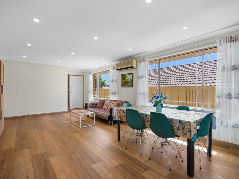 7 Smart Close, Minto NSW 2566