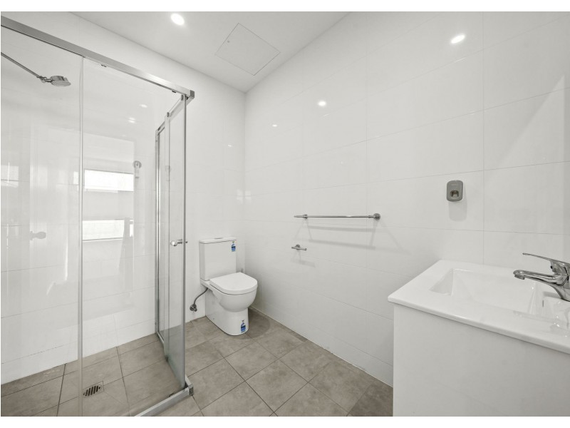 3/8 Durham Street, Minto NSW 2566