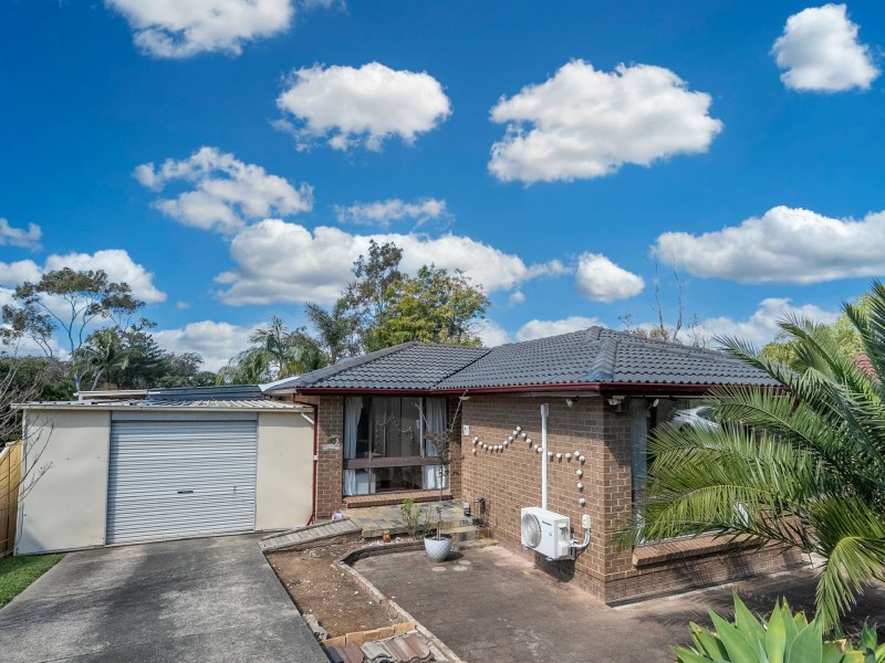 68 Fluorite Place, Eagle Vale NSW 2558
