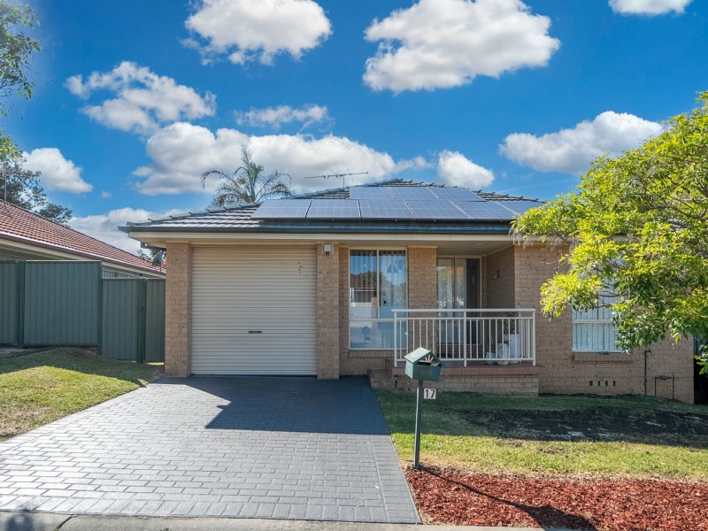 17/17 Poplar Crescent, Bradbury NSW 2560