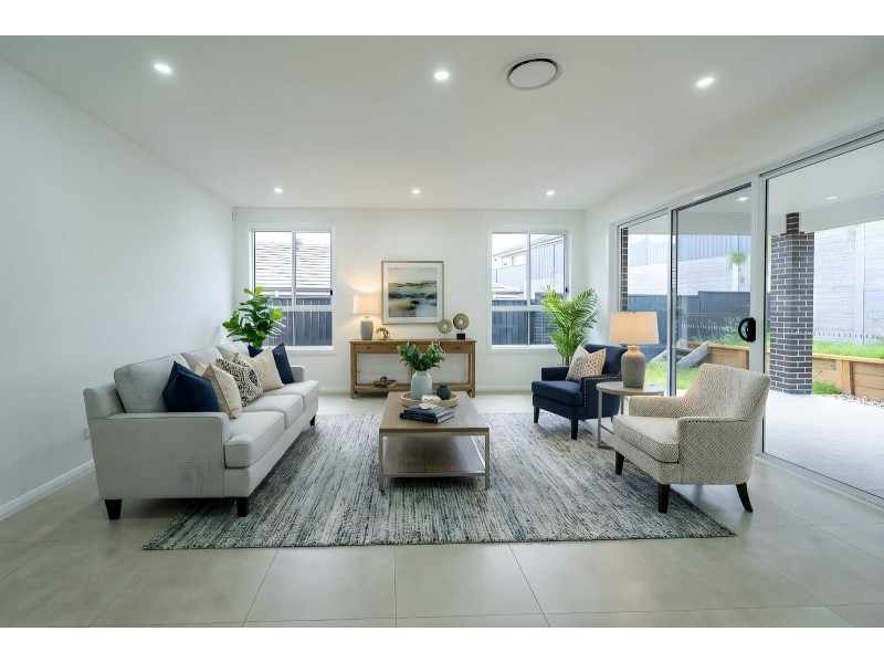 44 Cassio Way, Rosemeadow NSW 2560