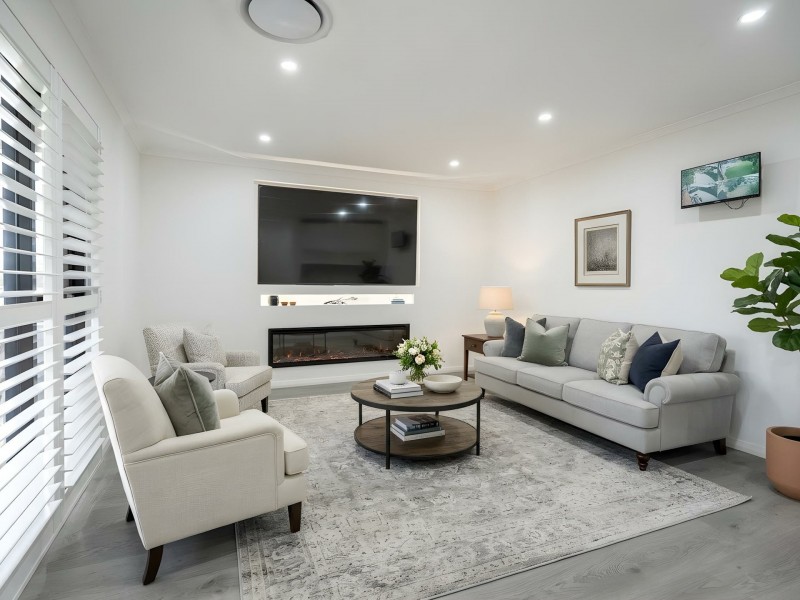 1 Deveron Place, St Andrews NSW 2566