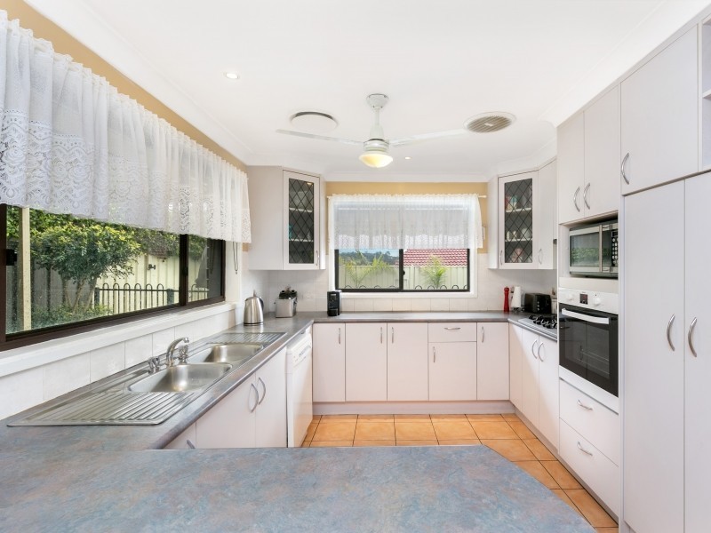 15 Siddeley Place, Raby NSW 2566