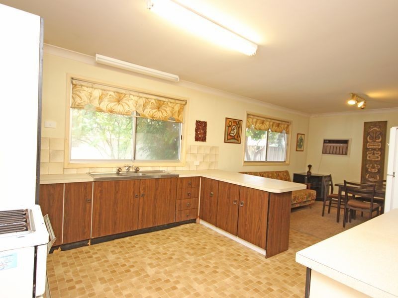 15 Armentieres Avenue, Milperra NSW 2214