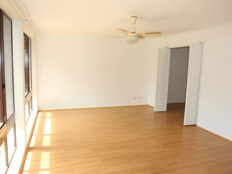 10 Opel Place, Ingleburn NSW 2565