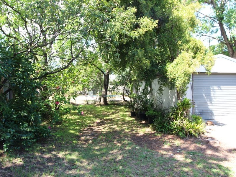 27 Saywell Rd, Macquarie Fields NSW 2564