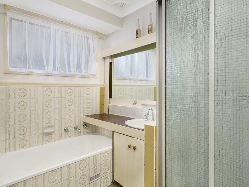 192 Oxford Road, Ingleburn NSW 2565