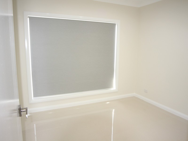 4 Holden Drive, Oran Park NSW 2570