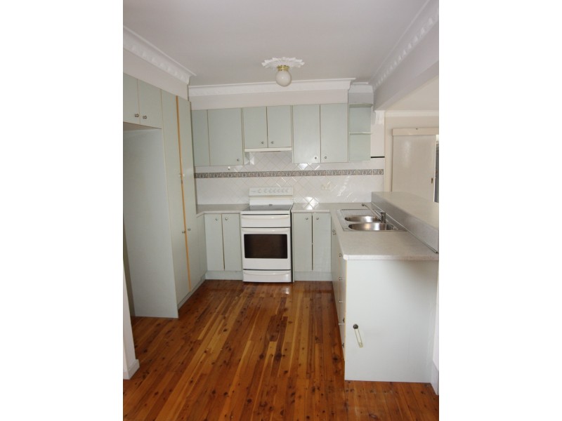 44 Fern Avenue, Bradbury NSW 2560