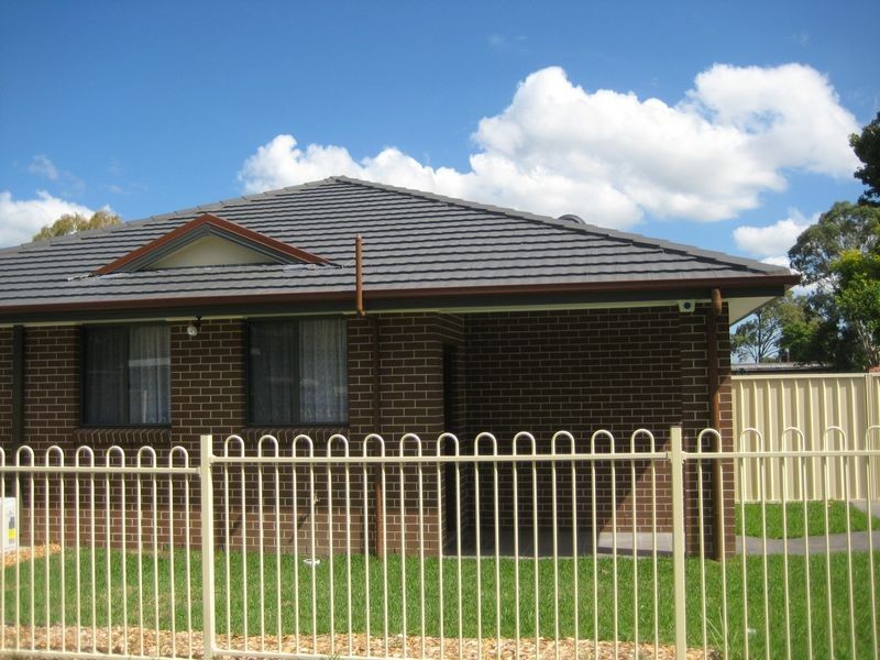 15 A Matthews Square, Ingleburn NSW 2565