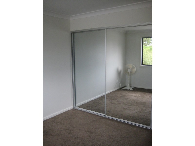 4/2 Jaclyn Street, Ingleburn NSW 2565