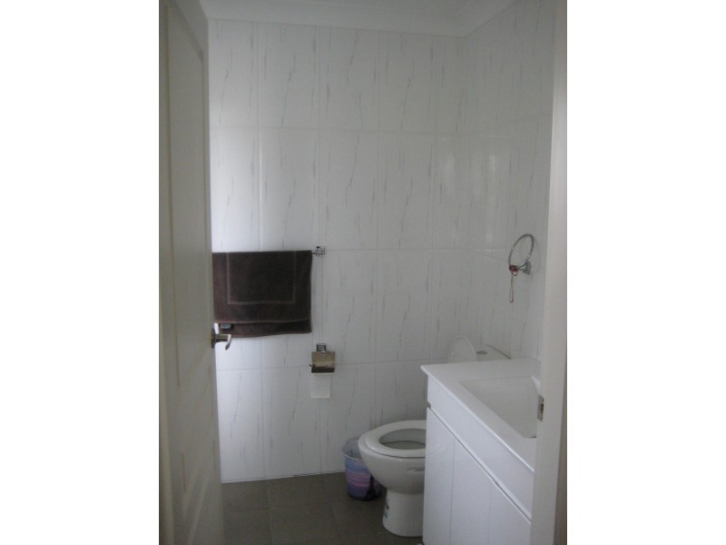 4/2 Jaclyn Street, Ingleburn NSW 2565