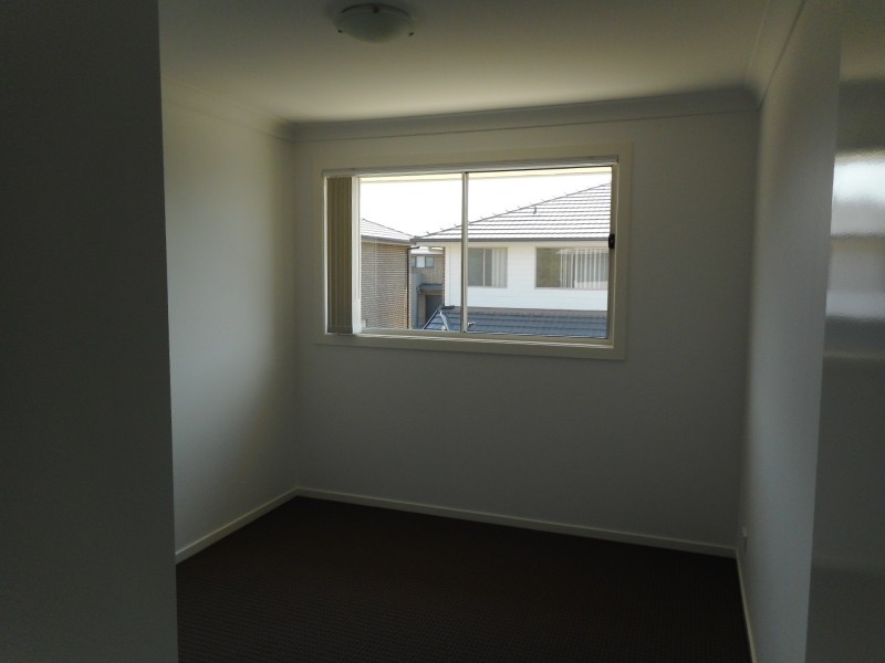 58 Ingleburn Gardens Drive, Denham Court NSW 2565