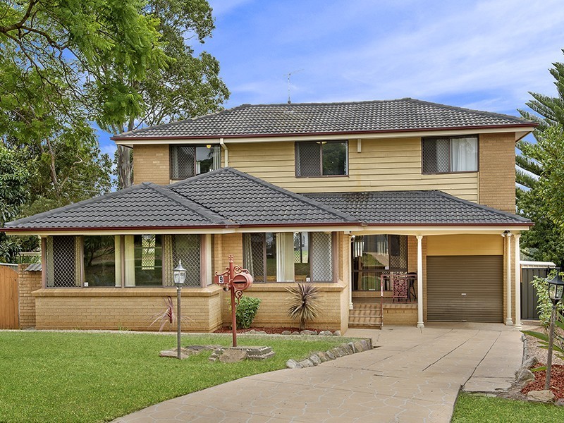 9 Borthwick Street, Minto NSW 2566