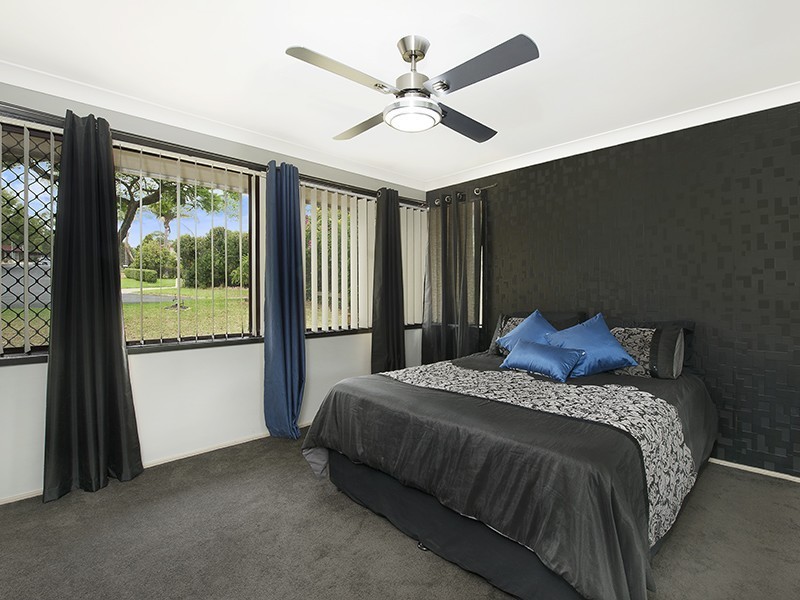 9 Borthwick Street, Minto NSW 2566