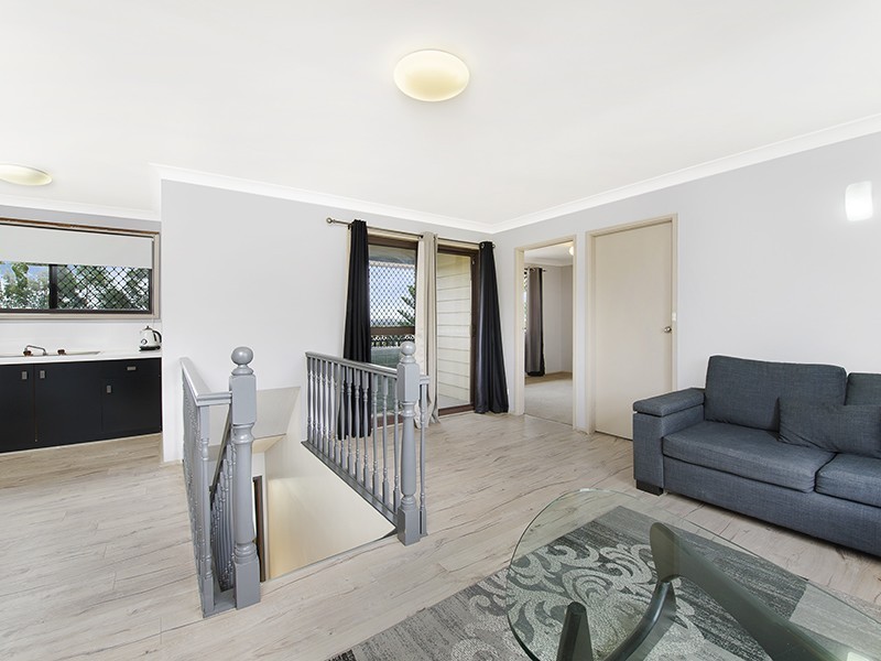 9 Borthwick Street, Minto NSW 2566