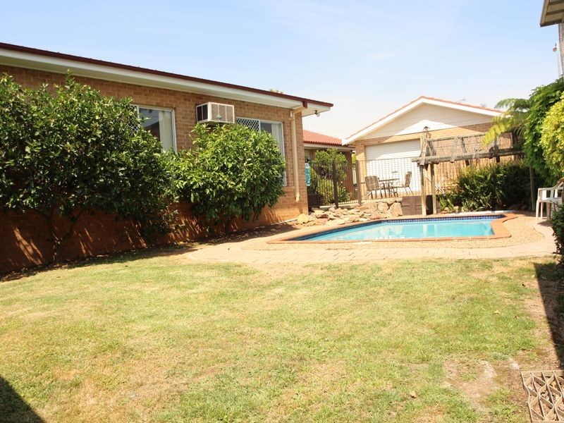 49 Bugatti Drive, Ingleburn NSW 2565