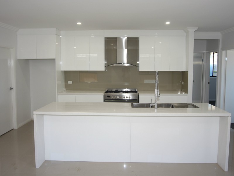 16 Casimer Avenue, Elderslie NSW 2570