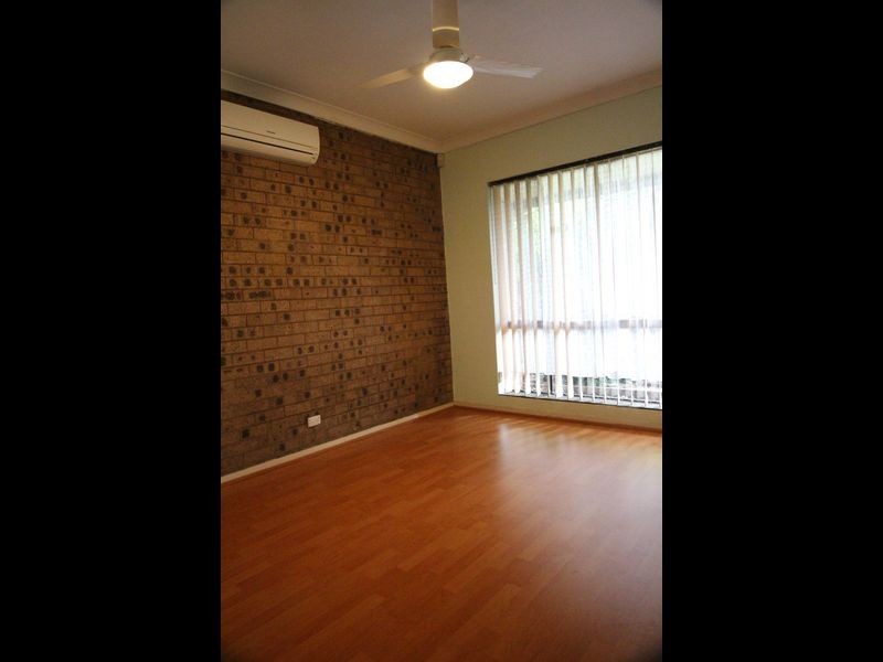 167 Harrow Road, Glenfield NSW 2167