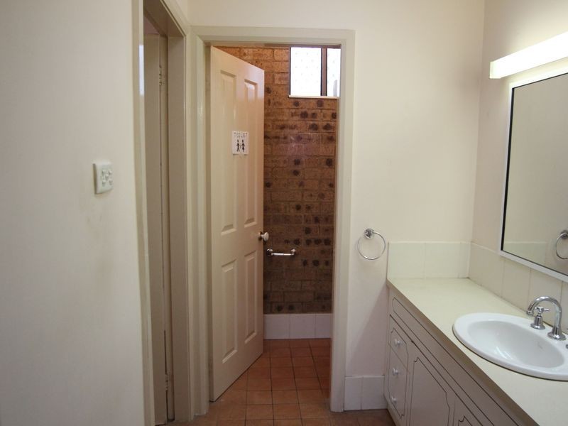 167 Harrow Road, Glenfield NSW 2167