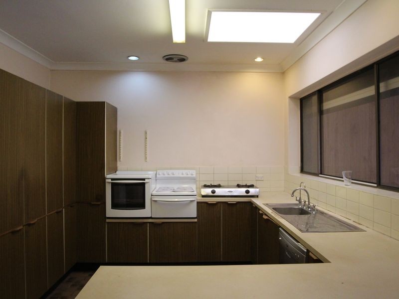 167 Harrow Road, Glenfield NSW 2167