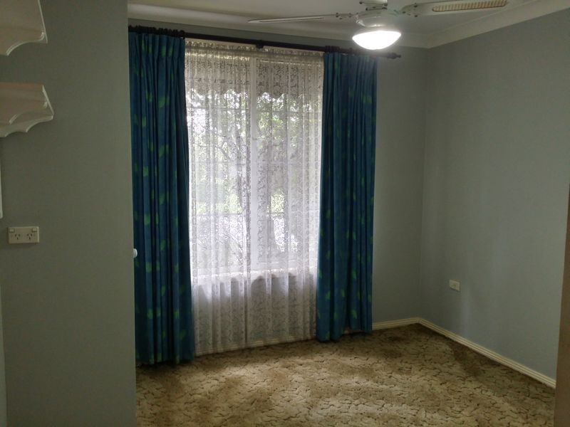 64 Canterbury Road, Glenfield NSW 2167