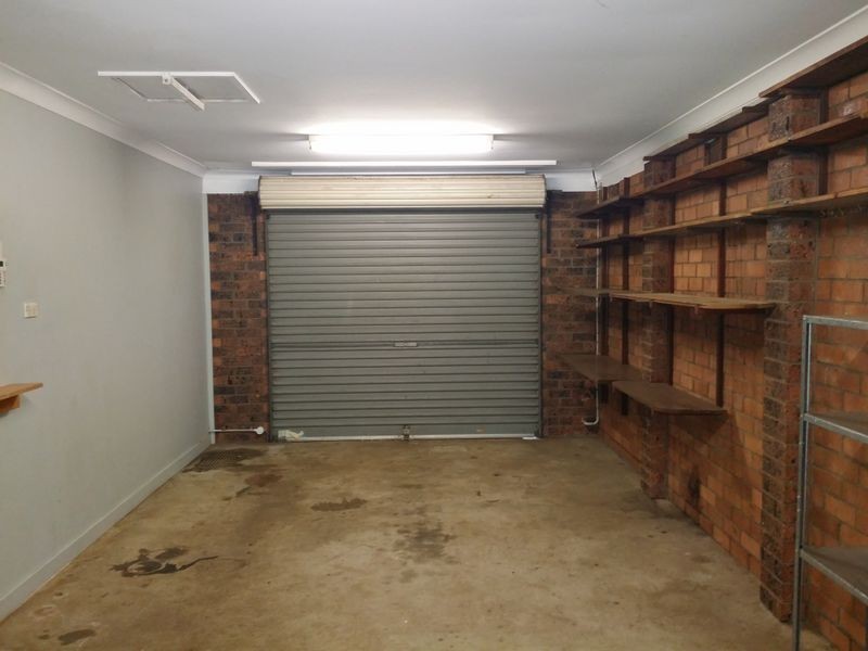64 Canterbury Road, Glenfield NSW 2167