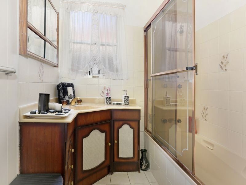 110 Roberts Road, Greenacre NSW 2190