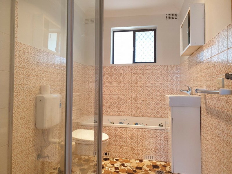 6/1-3 Apia Street, Guildford NSW 2161