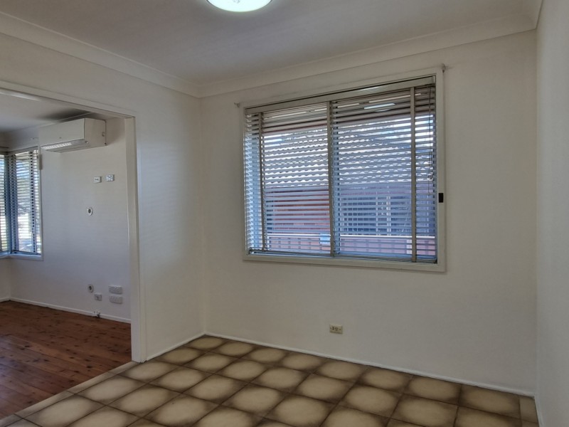 142 Flinders Road, Georges Hall NSW 2198