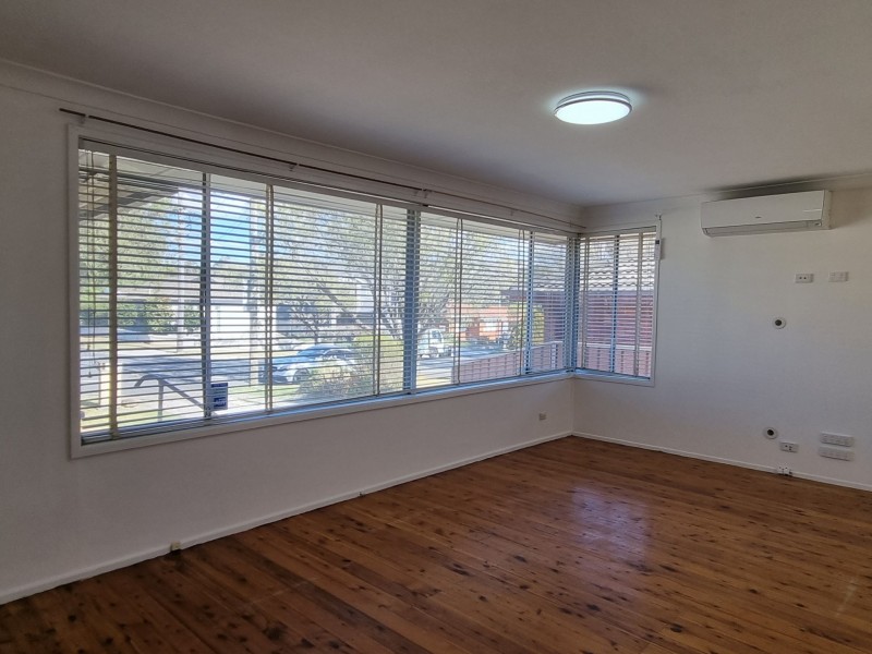 142 Flinders Road, Georges Hall NSW 2198