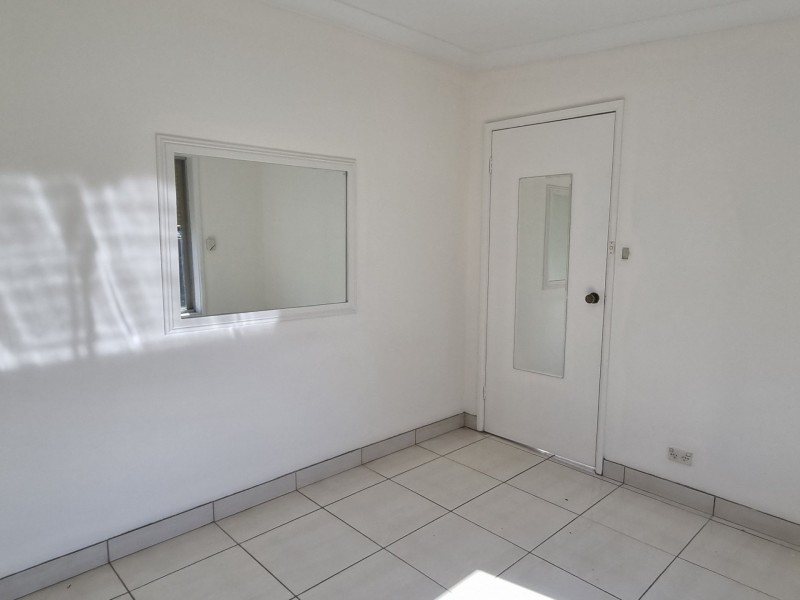 142 Flinders Road, Georges Hall NSW 2198