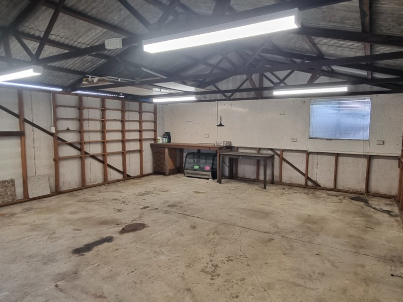 142 Flinders Road, Georges Hall NSW 2198