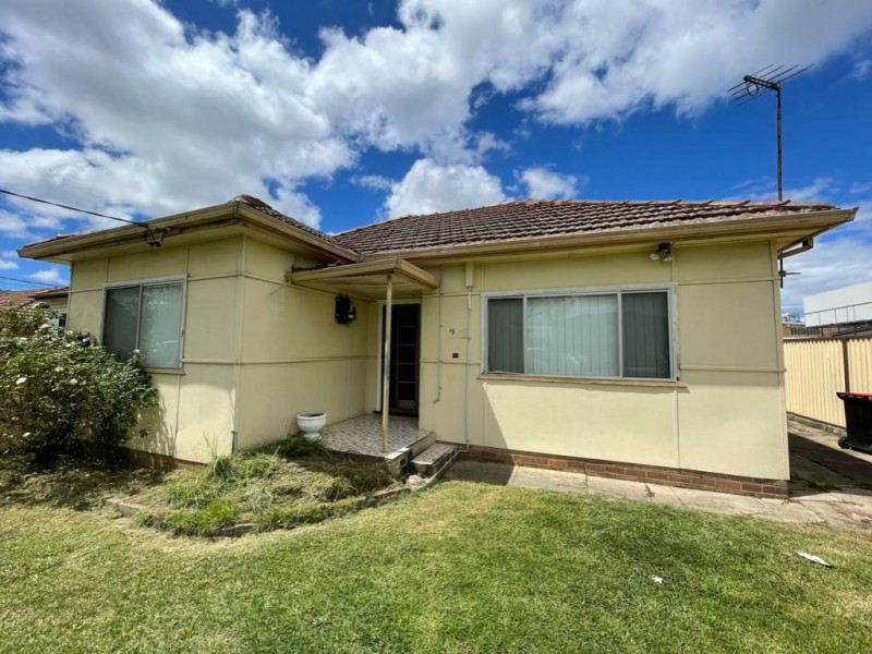 15 Neutral Avenue, Birrong NSW 2143