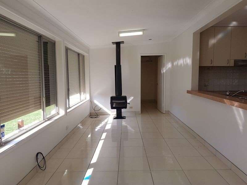 142 Flinders Road, Georges Hall NSW 2198