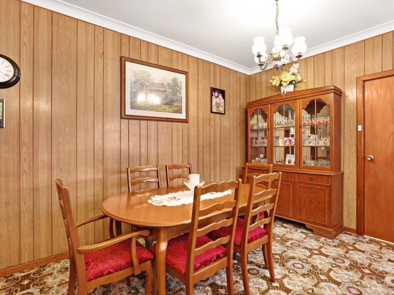 37 Ferndell St, Chester Hill NSW 2162