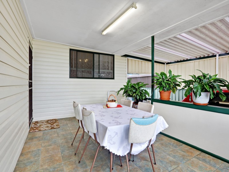 37 Ferndell St, Chester Hill NSW 2162