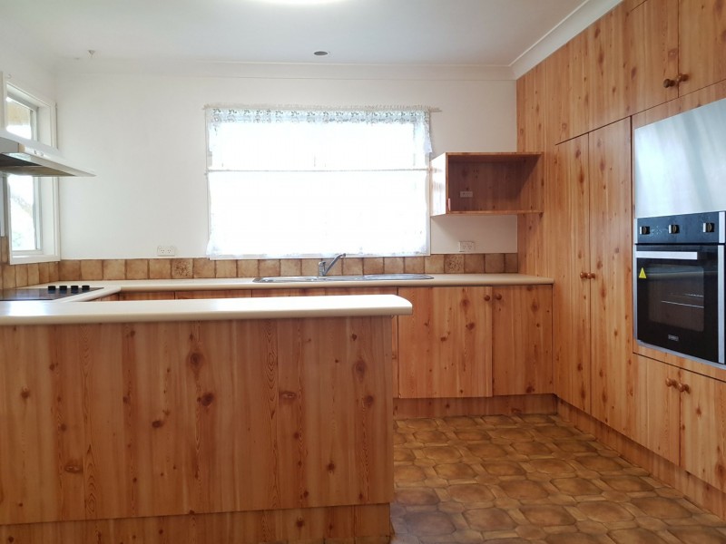 37 Clucas Road, Regents Park NSW 2143