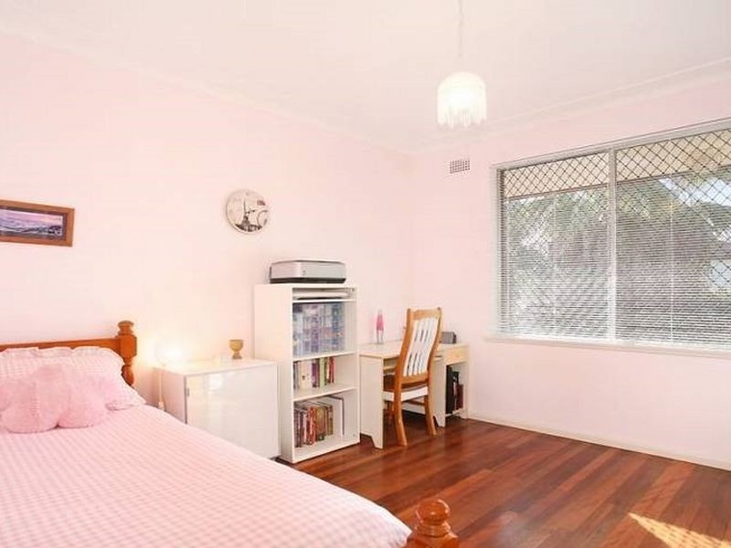 9 Forshaw Avenue, Chester Hill NSW 2162