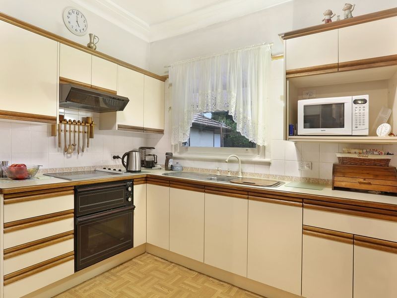 111 Campbell Hill Road, Chester Hill NSW 2162