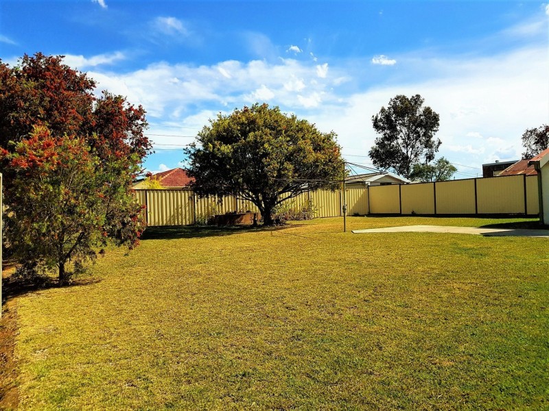 11 Neutral Avenue, Birrong NSW 2143