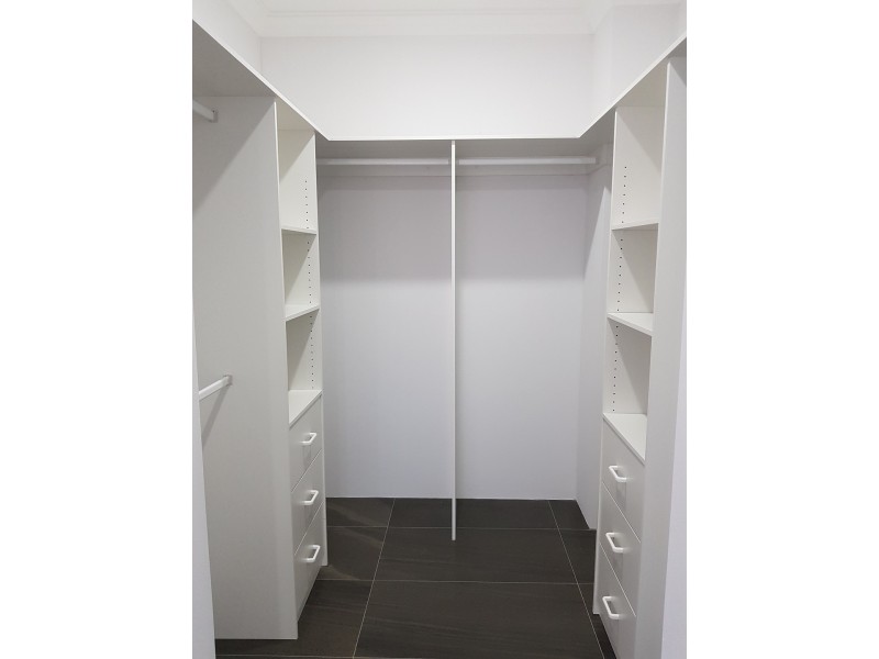 13 Robertson Road, Chester Hill NSW 2162