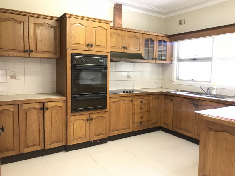 14 Targo Road, Girraween NSW 2145