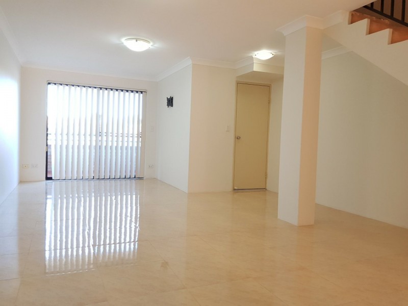 8/259-261 Hector Street, Bass Hill NSW 2197