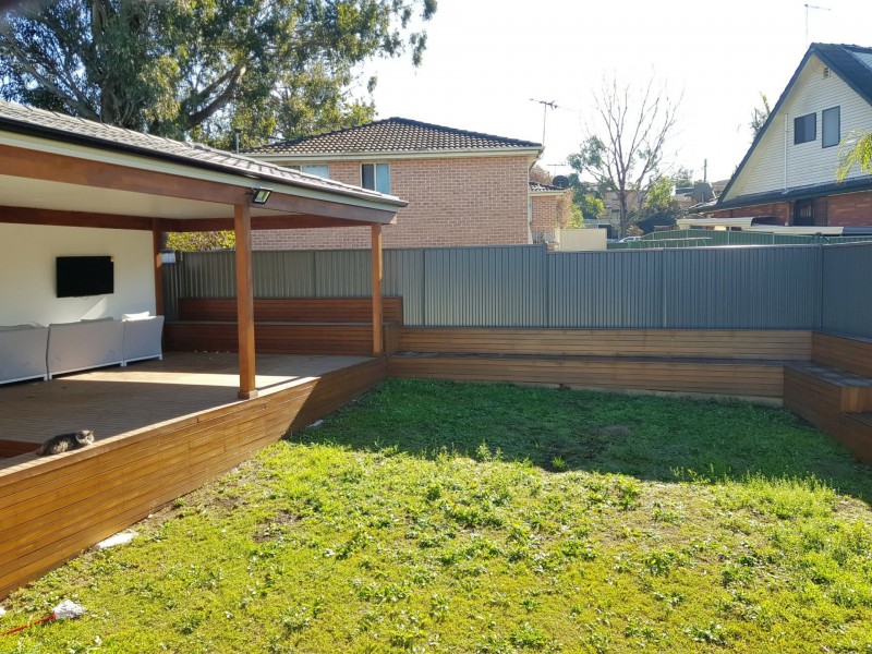 32 Sturt Avenue, Georges Hall NSW 2198