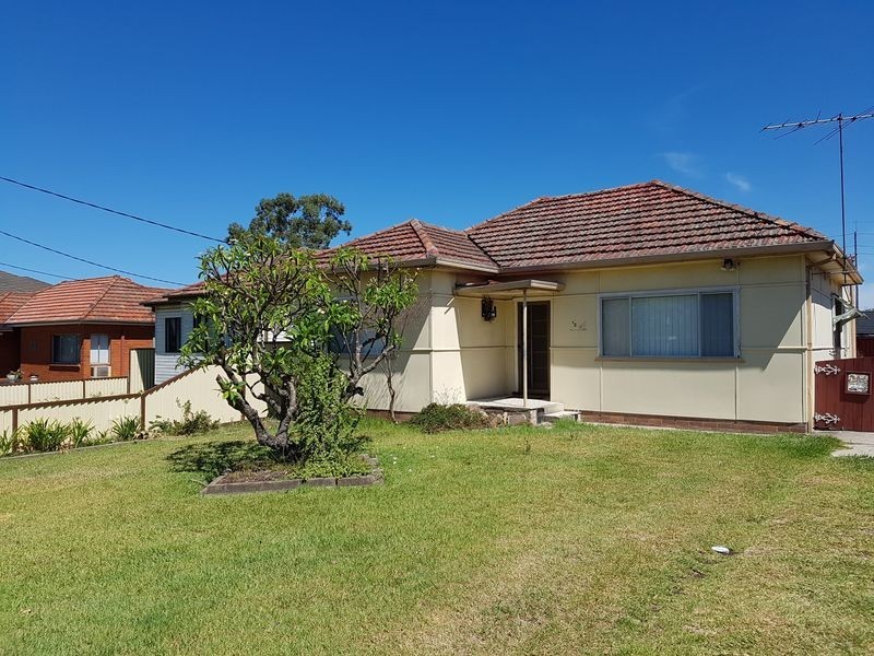 15 Neutral Avenue, Birrong NSW 2143