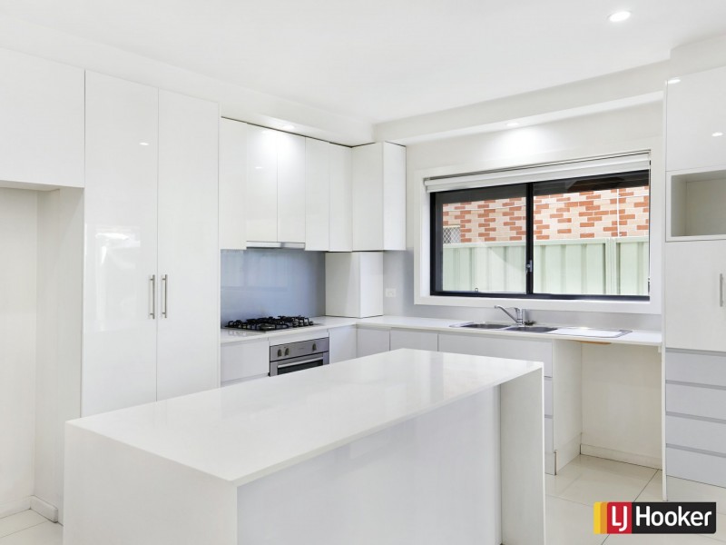 9 Chifley Avenue, Sefton NSW 2162